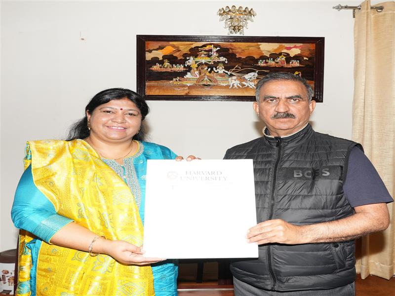 Dr. Aarushi Jain calls on CM