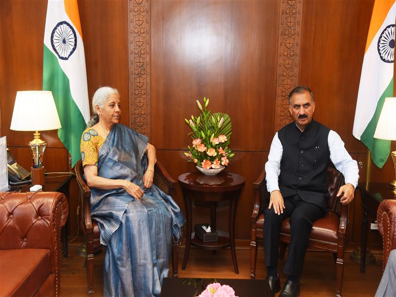 CM meets Union Finance Minister, seeks special central assistance for 2026-27