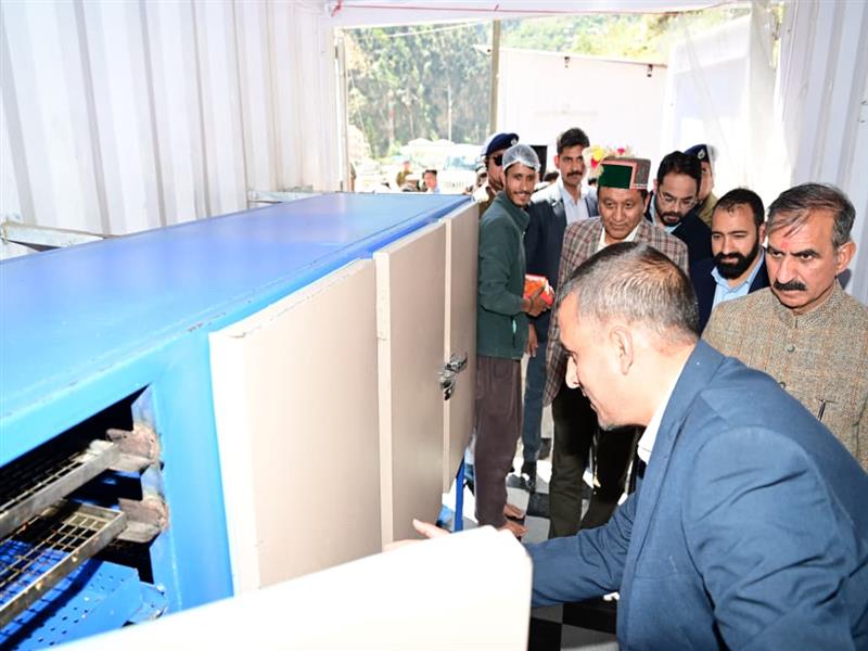 CM inspects geothermal-powered fruit drying unit at Tapri